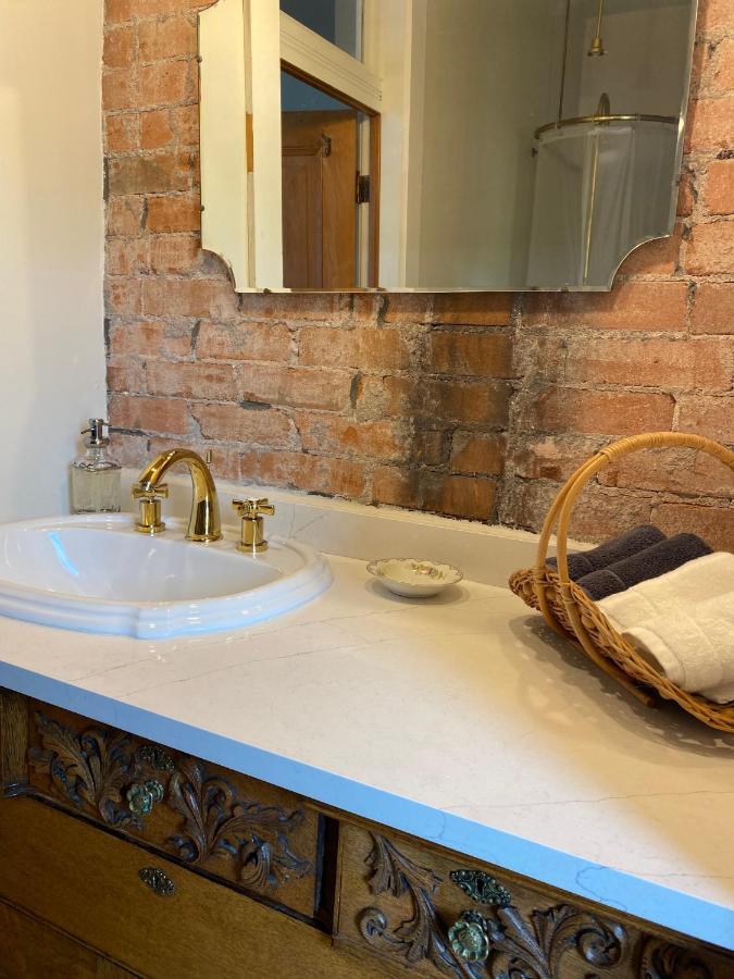 Gable House Bed And Breakfast Inn Дуранго Экстерьер фото