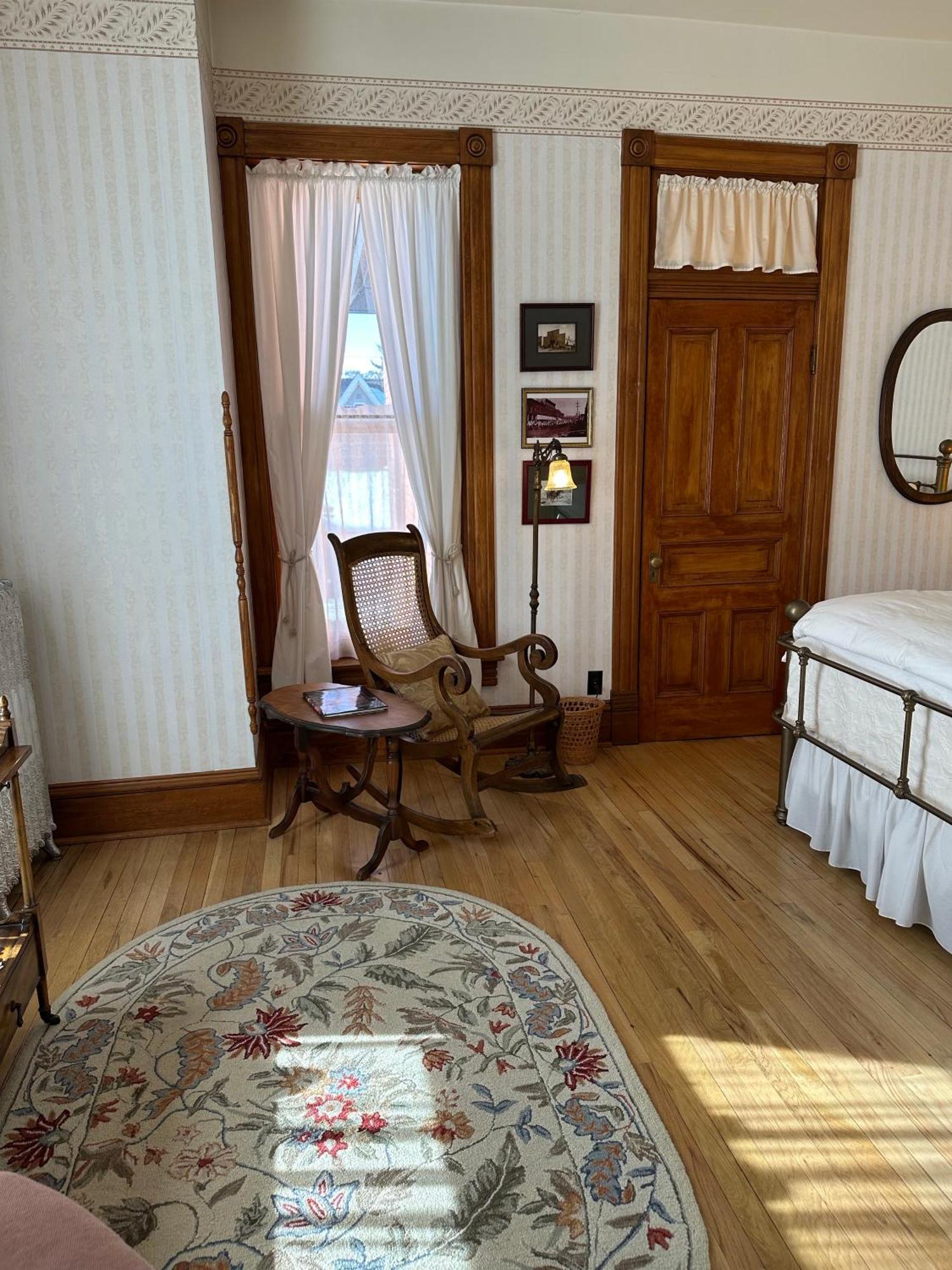 Gable House Bed And Breakfast Inn Дуранго Экстерьер фото