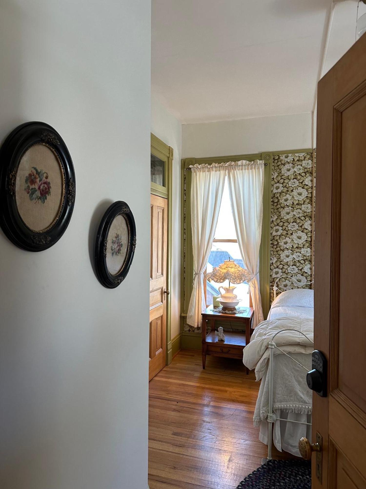 Gable House Bed And Breakfast Inn Дуранго Экстерьер фото