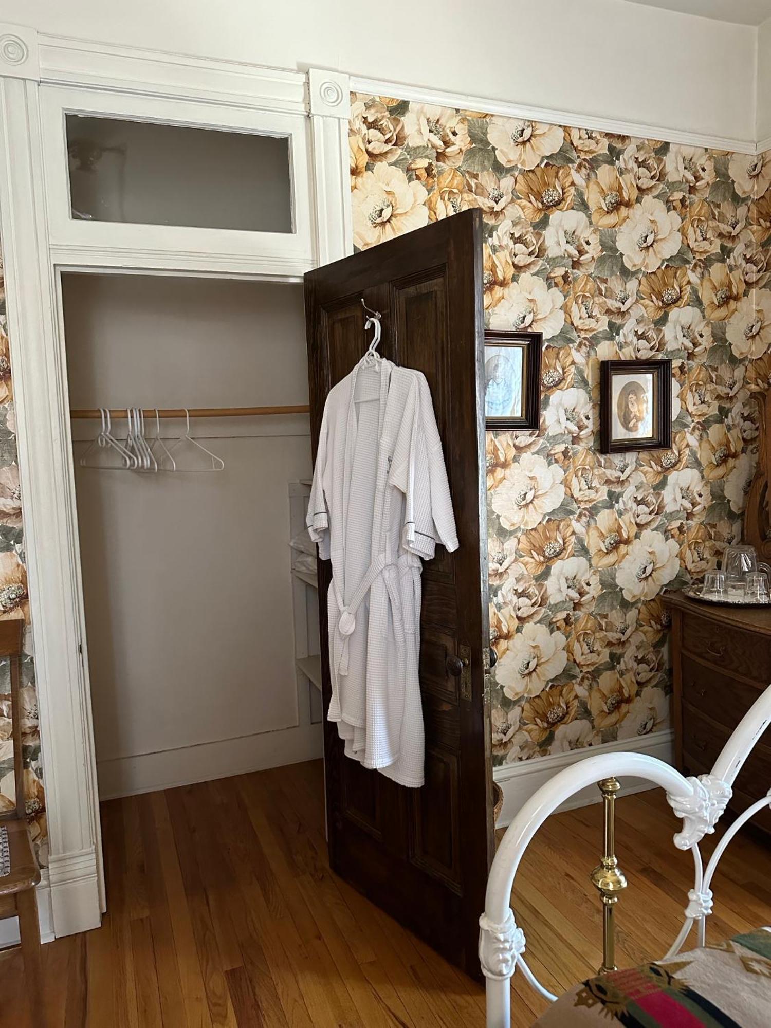 Gable House Bed And Breakfast Inn Дуранго Экстерьер фото
